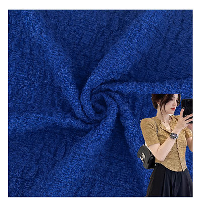 Ffabrig gwau ar gyfer gwisg a chôt