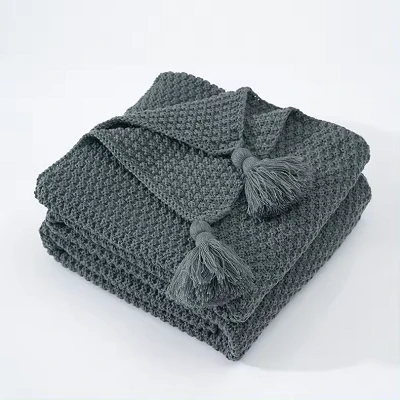 Blanced tassel wedi
